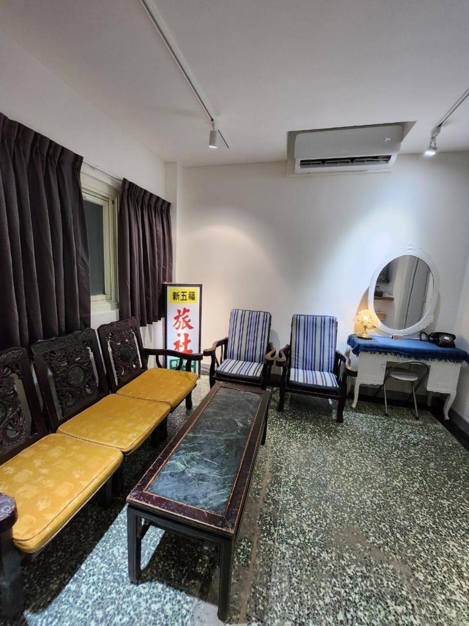 Swf淡水新五福旅館 Sinwufu Hotel Luaran gambar
